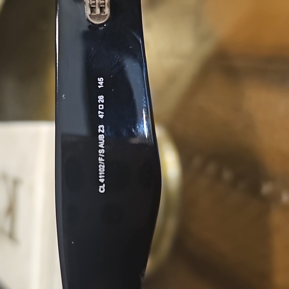 Sunglasses - Picture 4 of 5